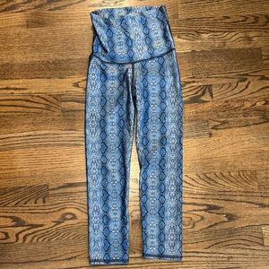 Emily Hsu Designs Blue Snake Print Leggings